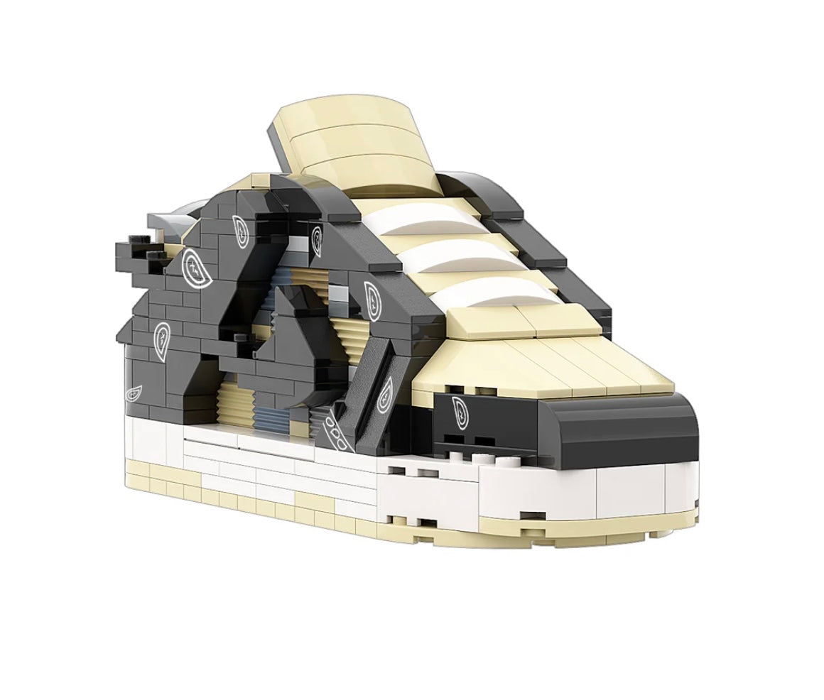 "SB Dunk Travis Scott" Sneaker Bricks with Mini Figure