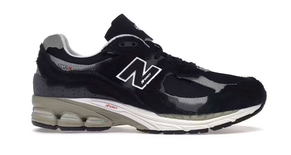 New Balance 2002R Protection Pack Black Grey