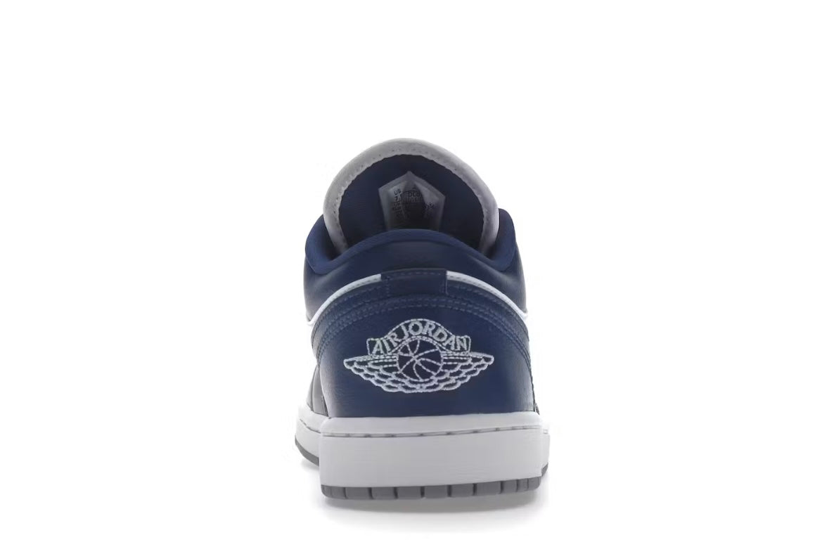 Jordan 1 Low
Stealth French Blue (W)