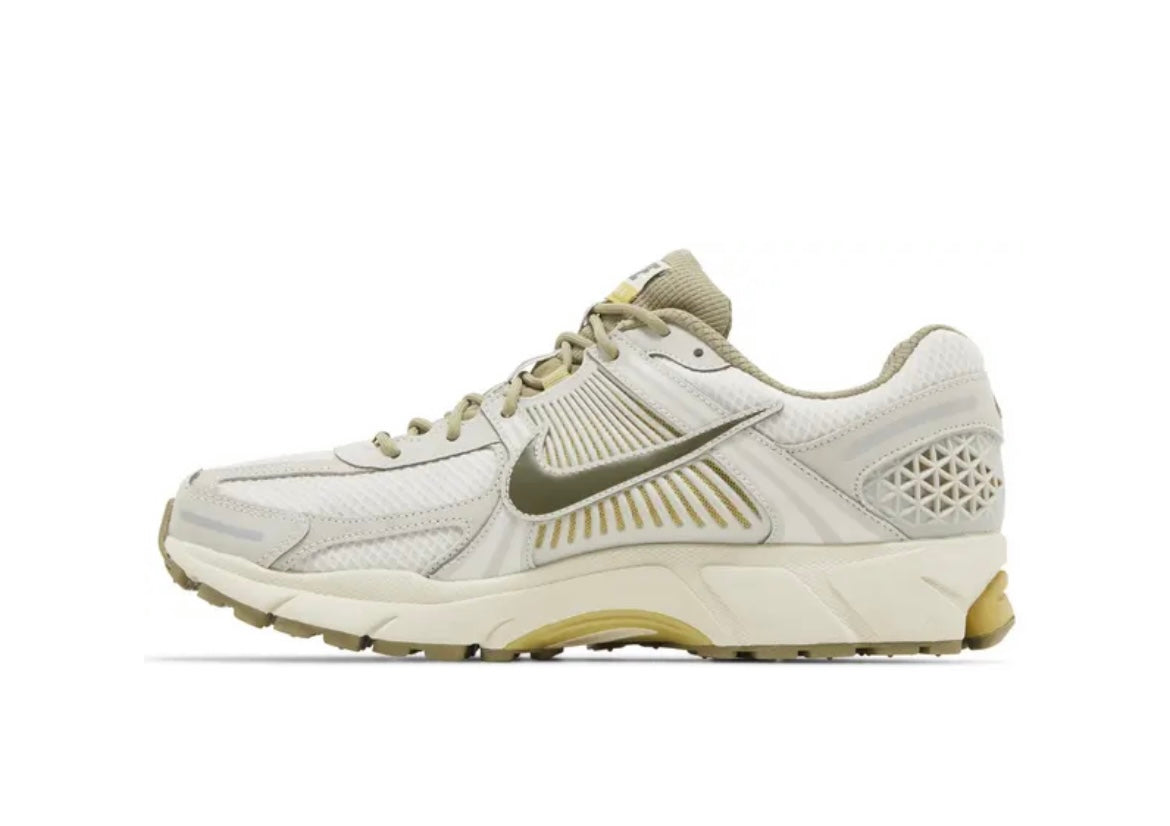 Nike Air Zoom Vomero 5 'Light Bone Medium Olive'