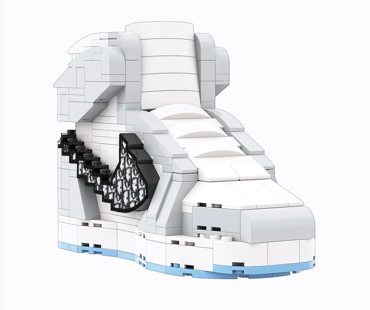 "AJ1 Dior High" Sneaker Bricks with Mini Figure