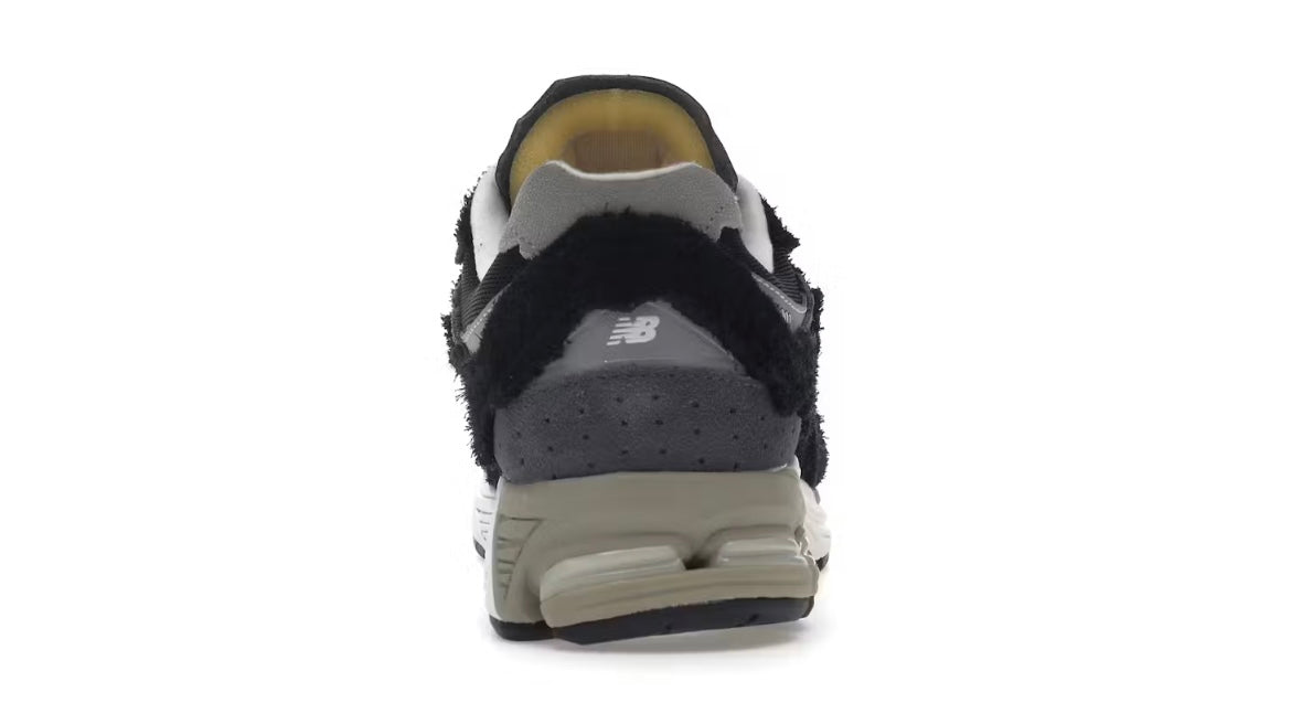 New Balance 2002R Protection Pack Black Grey