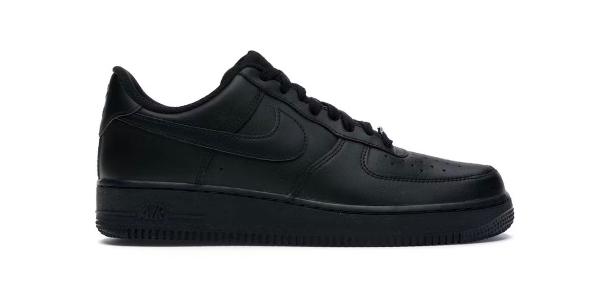 Nike Air Force 1 Low '07
Black