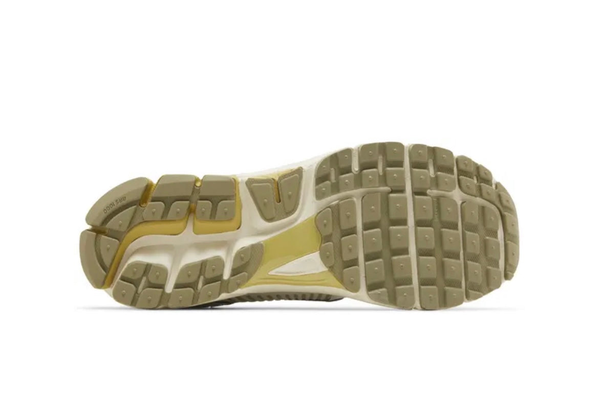 Nike Air Zoom Vomero 5 'Light Bone Medium Olive'